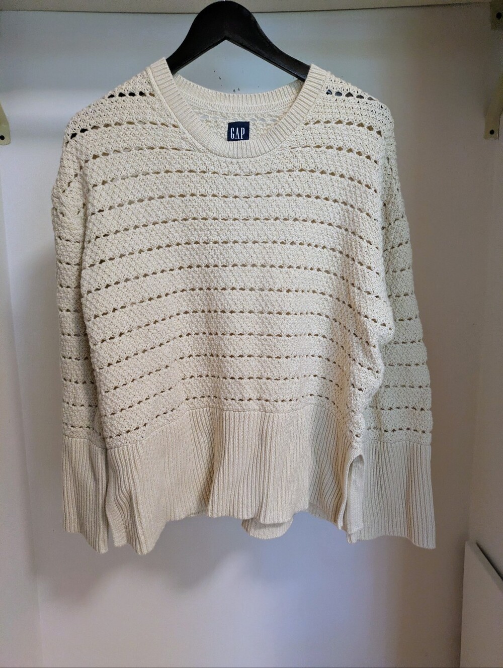 Gap Cream open knit pointelle crewneck Sweater wide ribbed hem size medium
